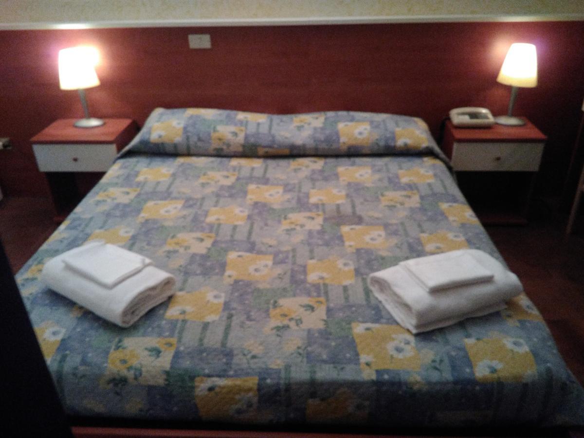 Hotel Elena 维罗纳 外观 照片