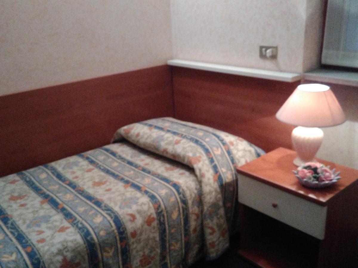 Hotel Elena 维罗纳 外观 照片